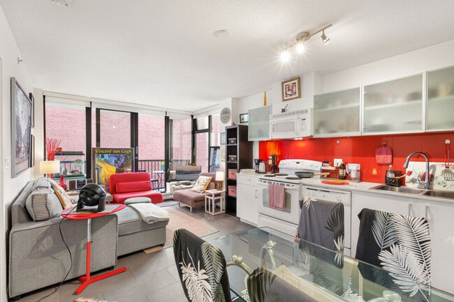 Photo - 64 W Cordova St Unit SI ID1318717P