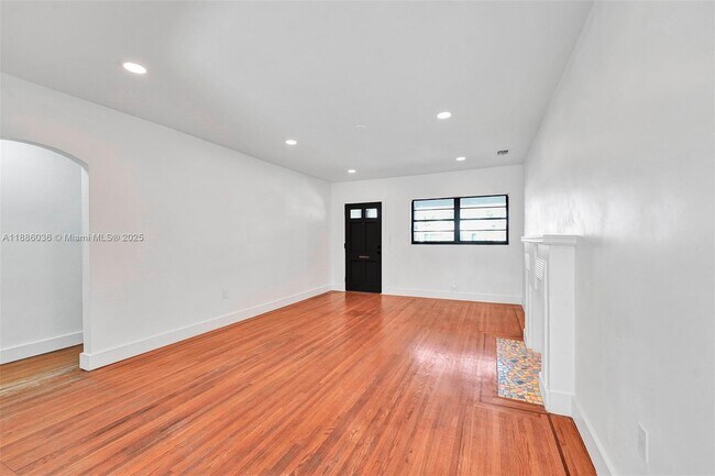 Photo - 9173 Byron Ave