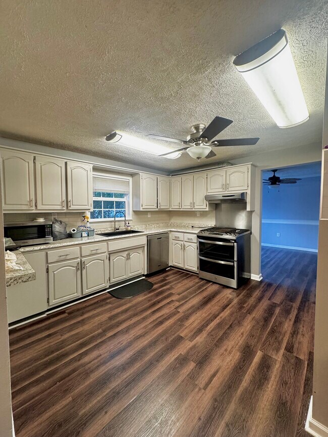 Photo - 509 E Hogan St