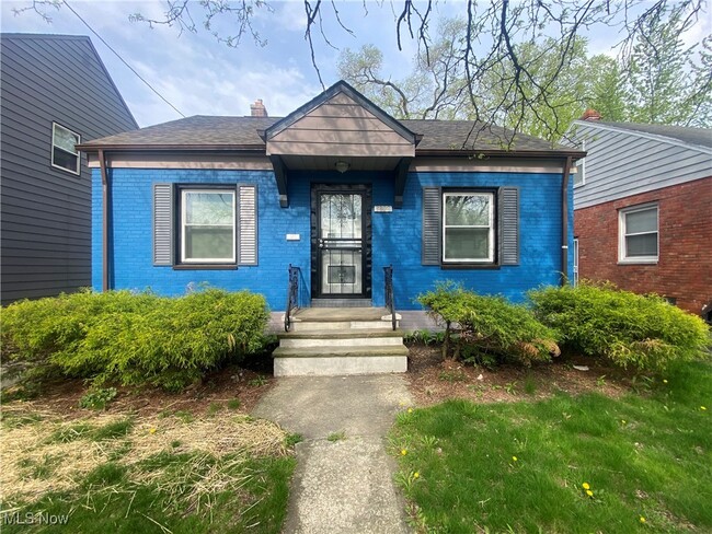 Photo - 3308 E 147th St Casa