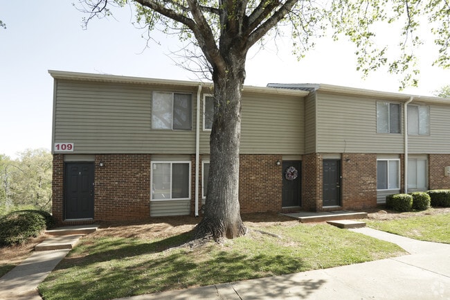 Lakeview Apartments