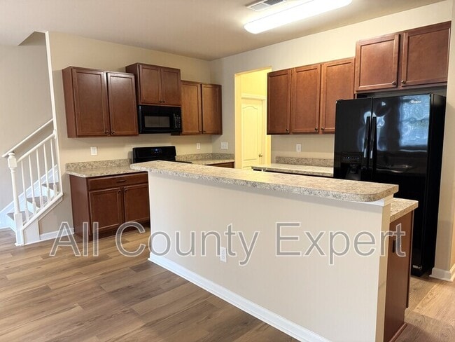 Photo - 187 Townview Dr