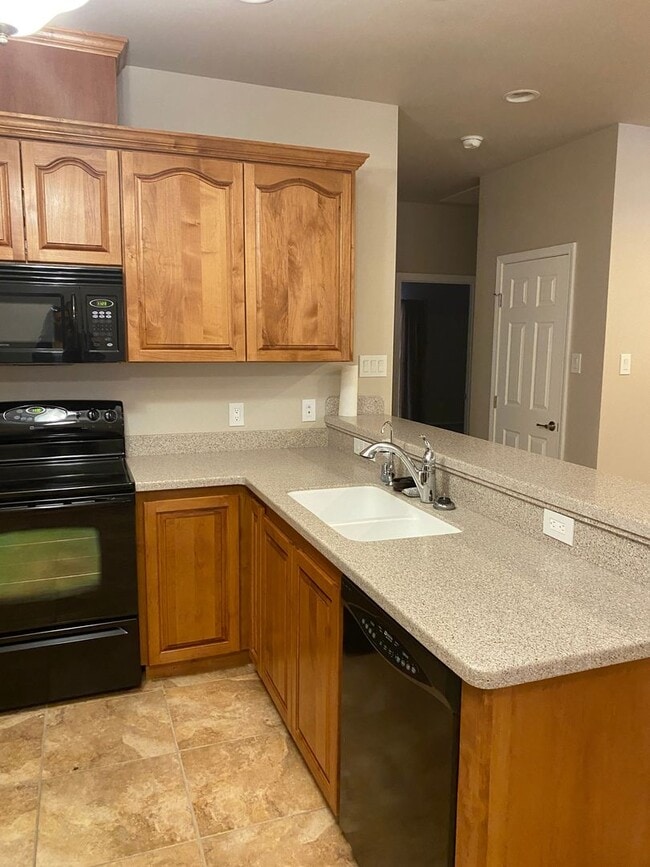 Photo - 320 Sherrill Ln Unit Apt A (406)