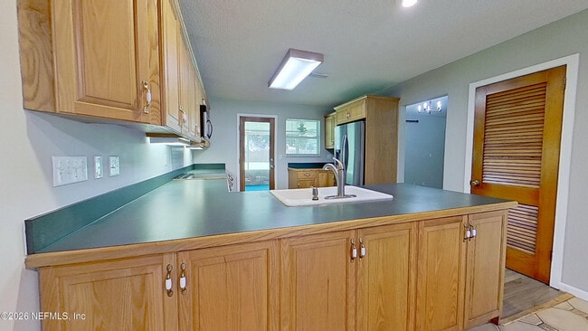 Photo - 1301 Kings Rd