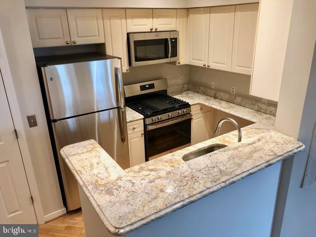 Photo - 1625 International Dr Unidad 421