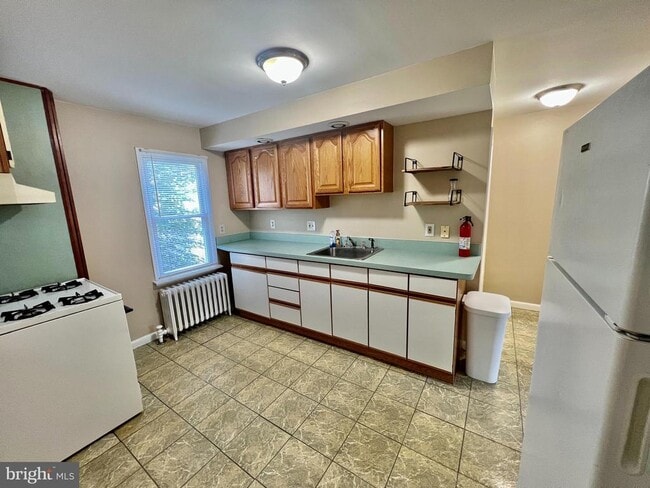 Photo - 220 Delsea Dr Unit 1R