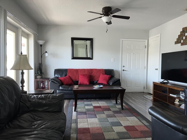 5132 Beach Dr SE Unit D