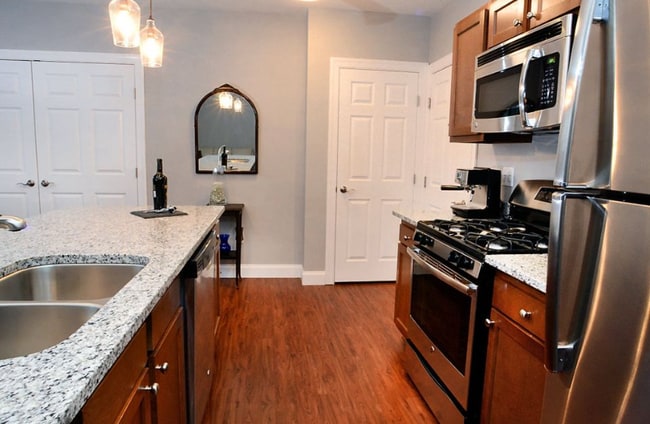 Photo - 201 S Main St Unidad 12