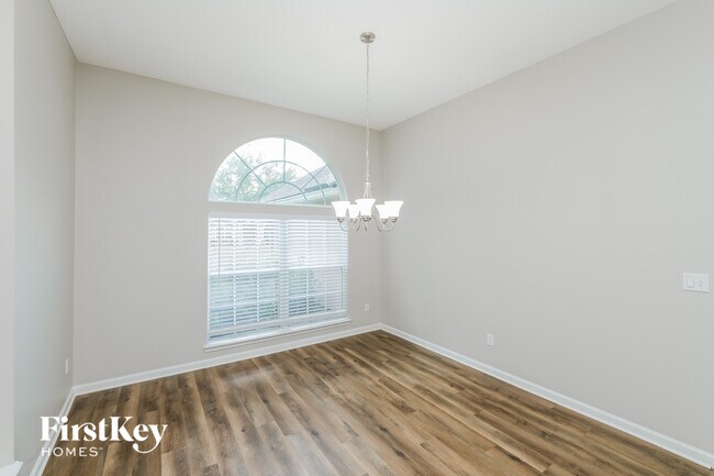 Photo - 3532 Silver Bluff Blvd