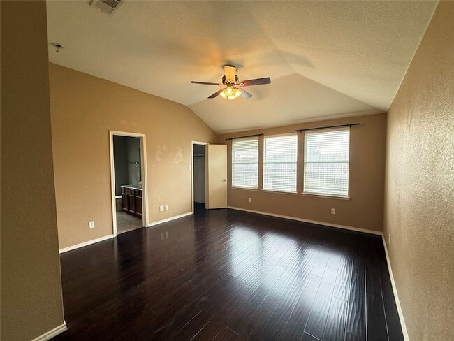 Photo - 13216 Fencerow Rd