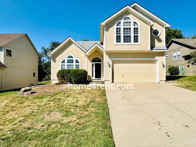 Building Photo - Beautiful Home in Blue Valley Schools w/ Wood Floors, Finished Basement and a Peaceful, Private F...