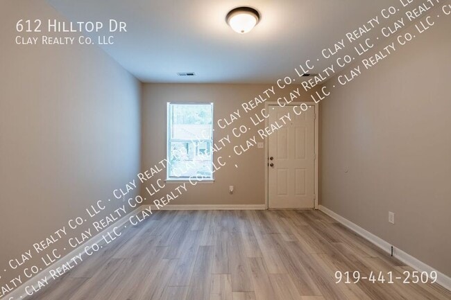 Photo - 612 Hilltop Dr