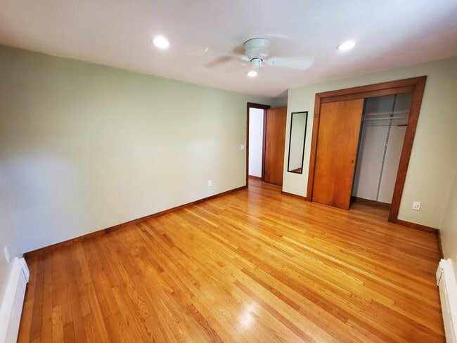 Photo - 23 N Maple St