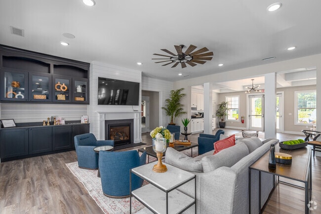 Interior Photo - Weston Willows Rental