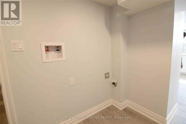 Photo - 30 Richgrove Dr