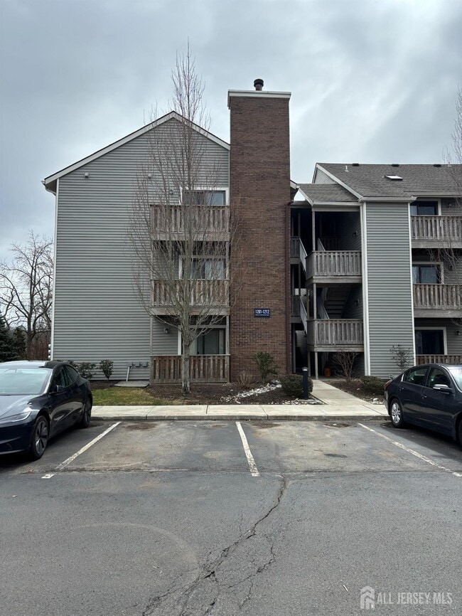 Photo - 1700 Ravens Crest Dr