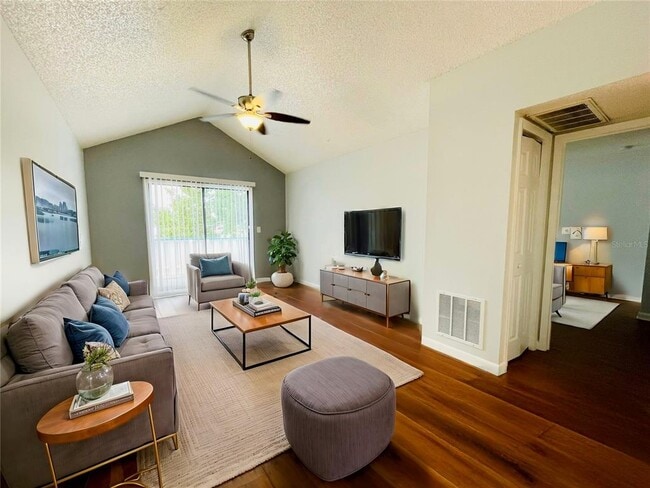 Building Photo - 3101 Ave V NW Unit 3117