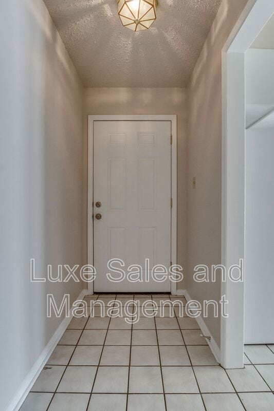 Photo - 1805 Melody Dr