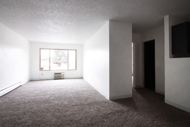 Luxury Livingroom - Squire Apartments