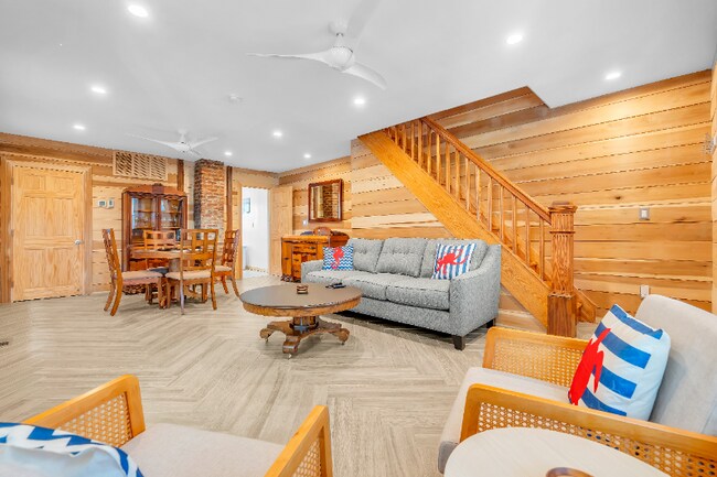 Photo - 17 Church St