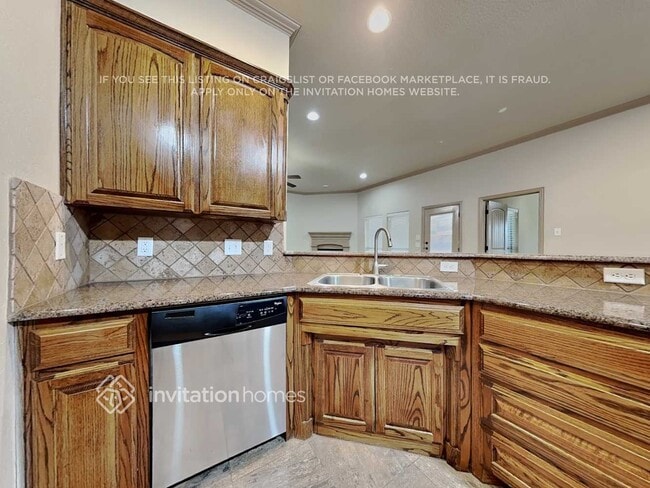 Photo - 108 Chateau Dr