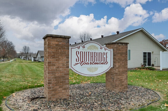 Signage - Southridge East Apartments