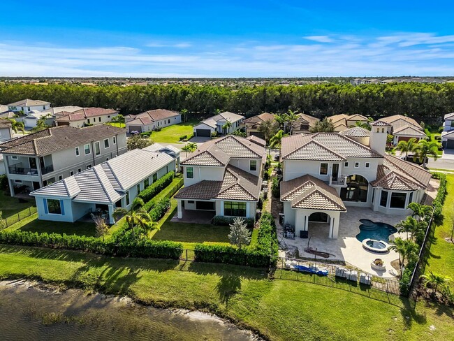 Photo - 601 SE Fascino Cir