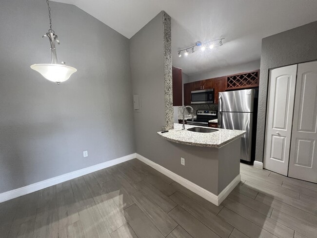 Photo - 2881 N Oakland Forest Dr