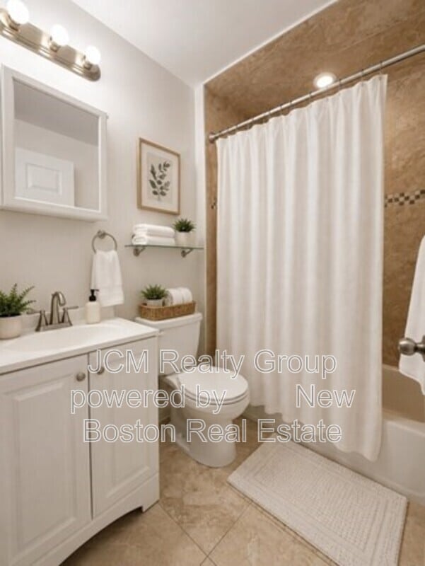 Photo - 190 Main St Unidad 3