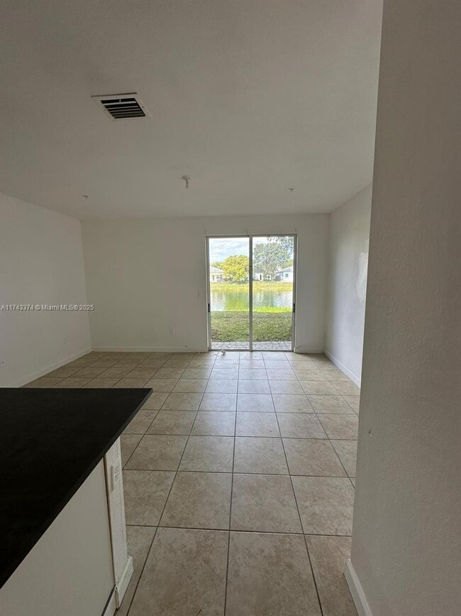 Photo - 2819 SE 1st Dr