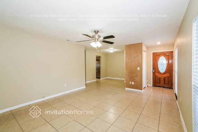 Photo - 2925 E 148th Ave