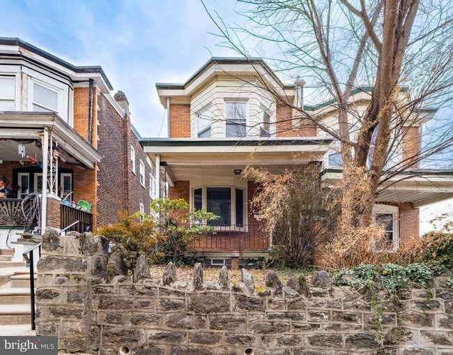 Photo - 132 Lauriston St