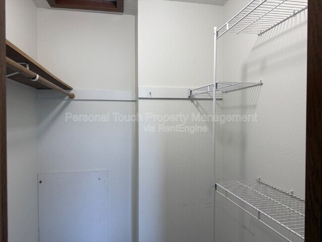 Photo - 2224-30 1/2 30 1/2 Ave S