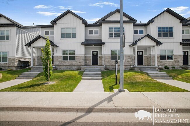 Photo - Like-New 3BD/2.5BA Home | Garage + Fenced Yard + W/D Included! $500.00 Rent Credit for the month ...