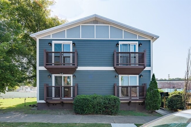 Building Photo - 4111 4th Ave S Unit 1