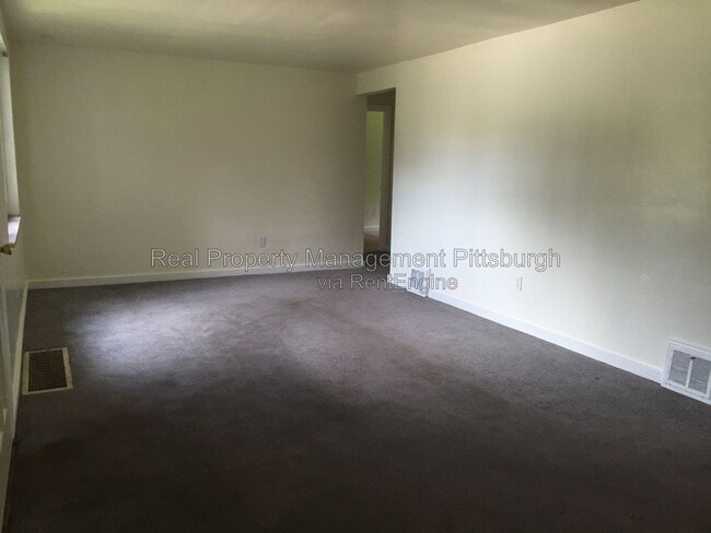 Photo - 329 Marose Dr
