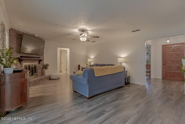 Photo - 3128 Old Port Cir W