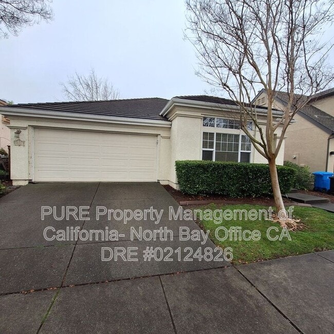 Photo - 1887 Mallard Ln