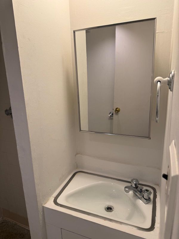 Photo - 67 W 83rd St Unit Apartment 1