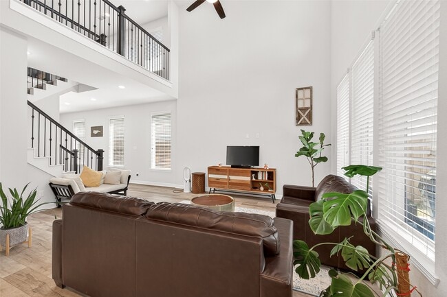 Photo - 6638 Albany Forest Ct