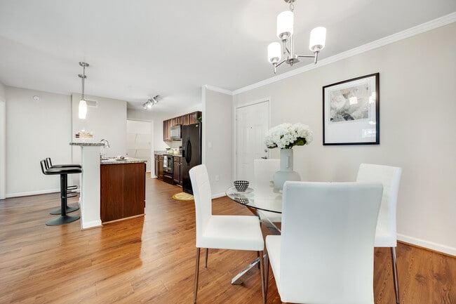 Enclave At Highland Ridge Apartments