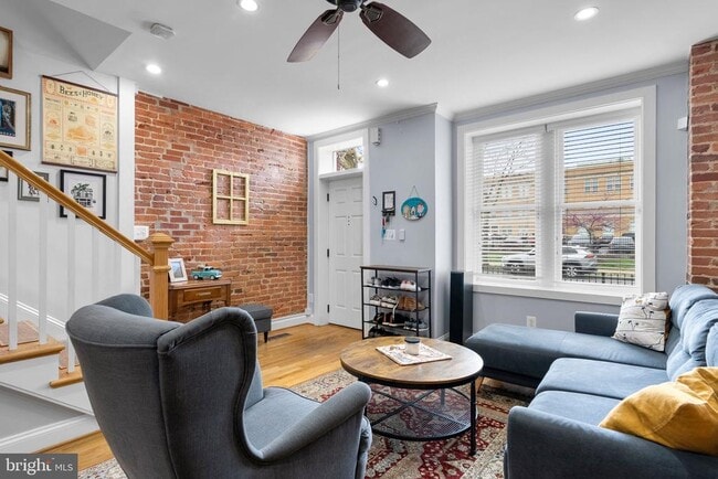 Photo - 1417 1st St NW