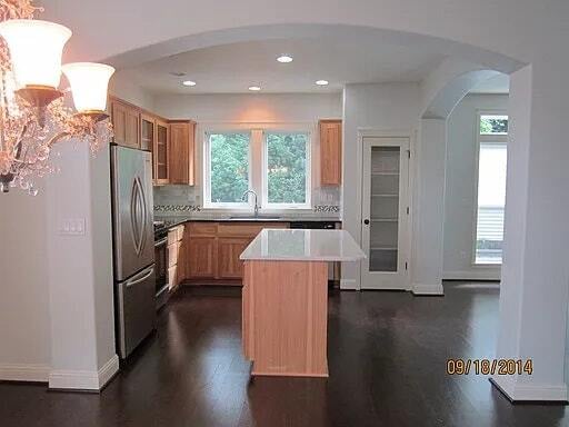Photo - 160 NE Porto Way