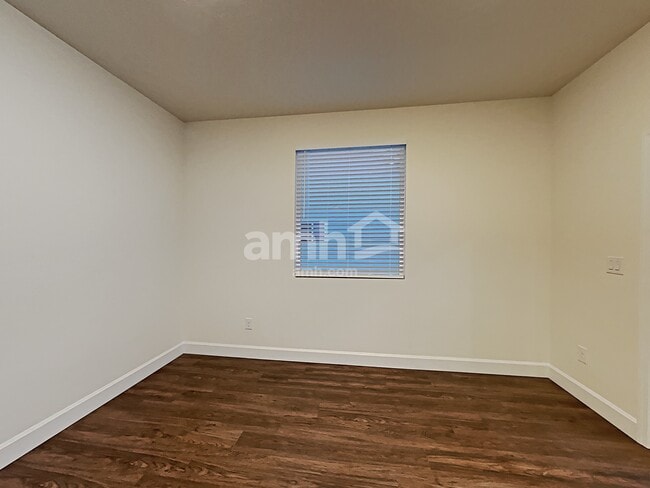 Photo - 5100 W Bellevue St