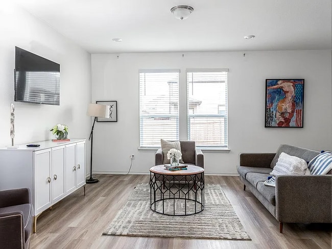 Photo - 3840 Casoria Ln