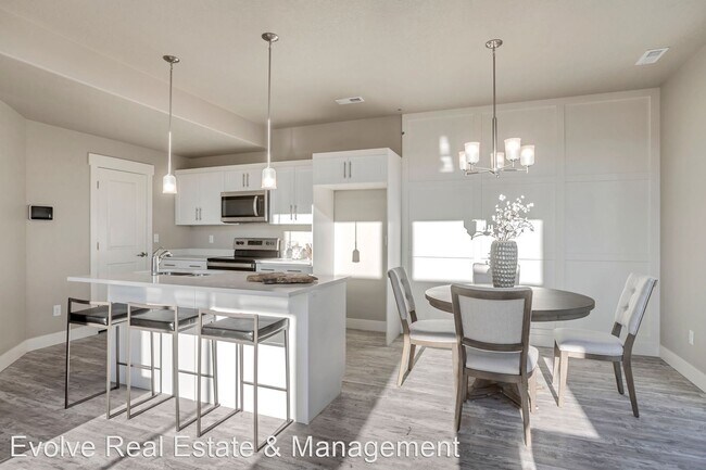 Photo - 3 br, 2.5 bath House - 1114 W 1860 S