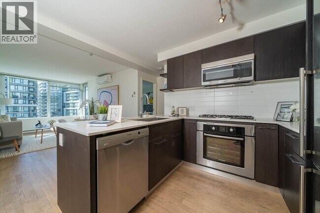 Photo - 7979 Firbridge Way Unité 1X08