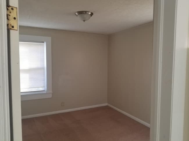 Building Photo - 6 Sudbury Ct Rental