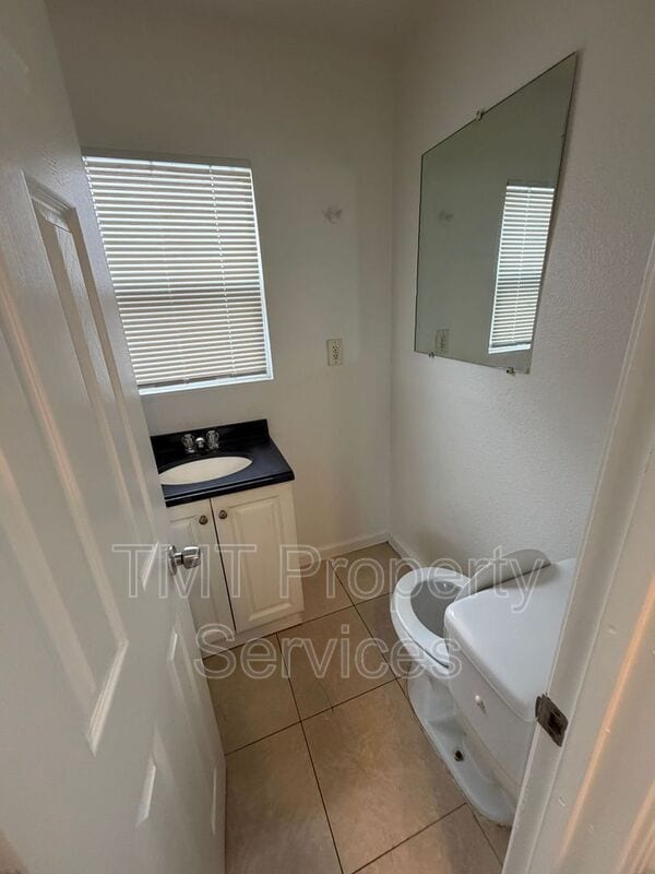 Photo - 3747 9th Ave