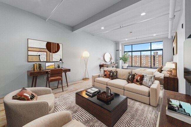 Photo - 70 Northampton St Unidad 404